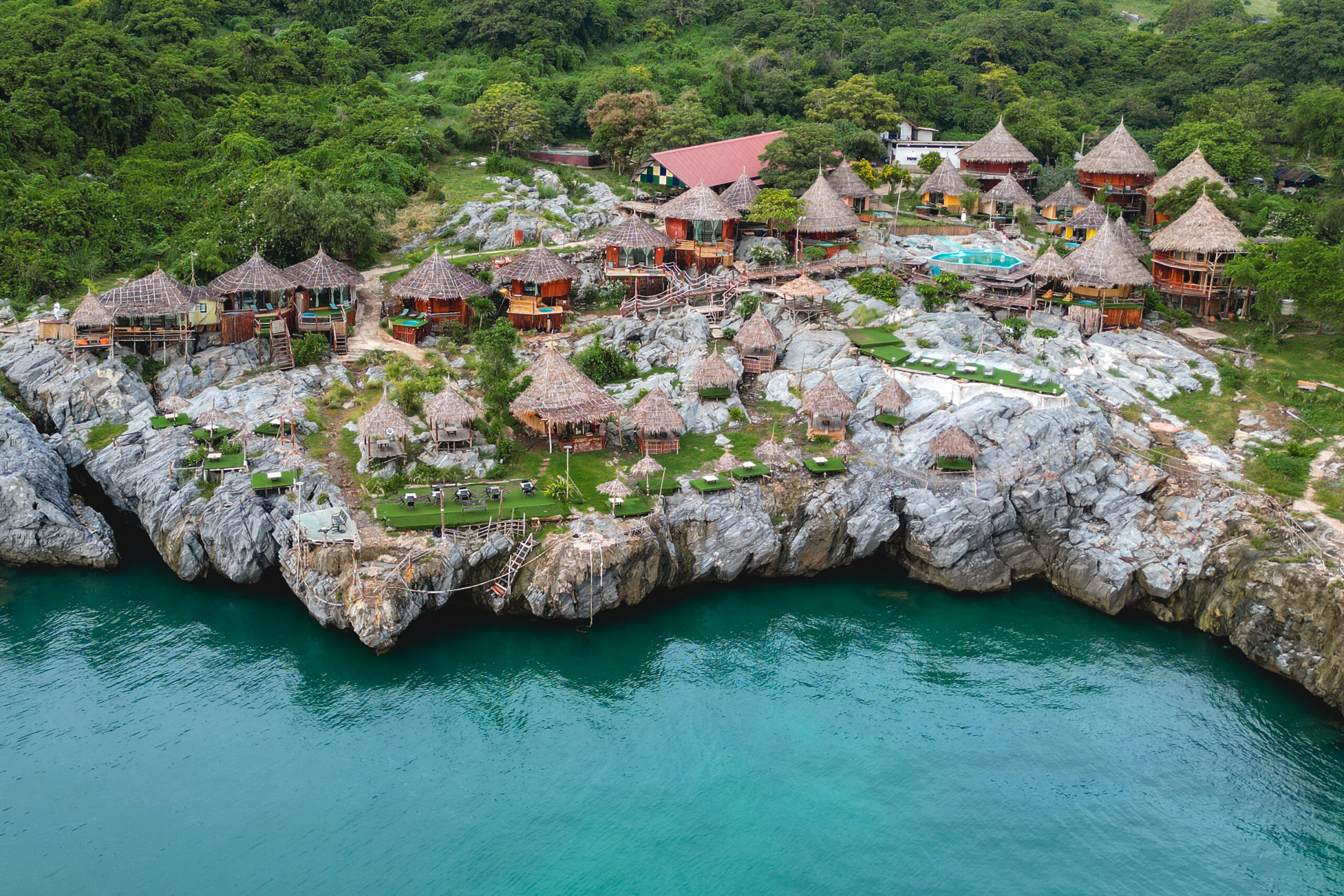 Paree Hut Resort Ko Sichang